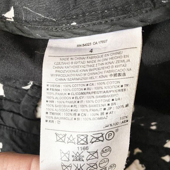 Banana Republic Size 4 Jacquard Boy Crop Pants Textured Black White Career - Picture 9 of 11